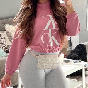 Calvin Klein sweater size Medium